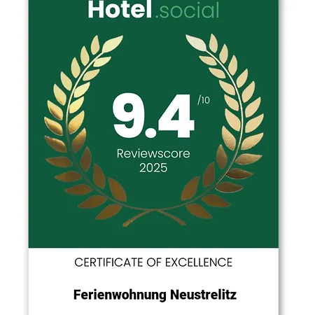 公寓 Ferienwohnung Neustrelitz 施特雷利茨